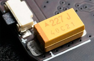 冠旭達課堂：鋁電容和鉭電容的區別在哪？